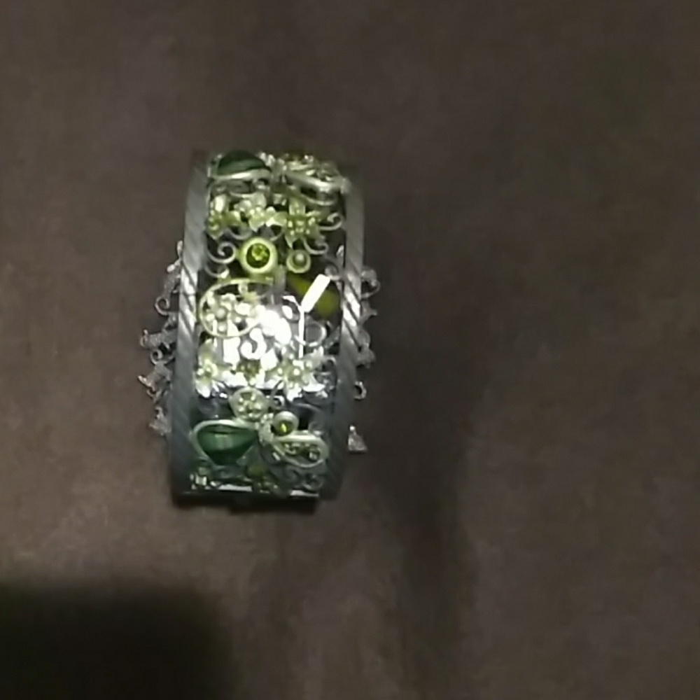 Watch - Picture 2 of 6